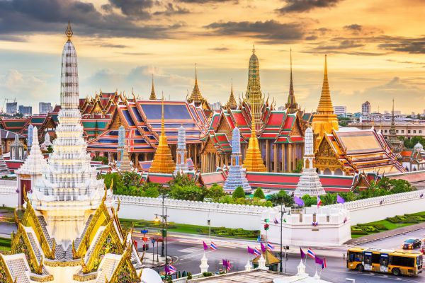 So sánh nhập hàng Trung Quốc và hàng Thái So sánh nhập hàng Trung Quốc và hàng Thái